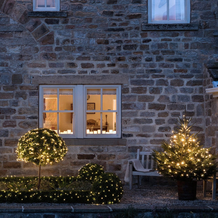 ML100YWG_Outdoor-Christmas-Fairy-Lights-Country-House-1_P4_8934d39e-a1db-4b1d-86b0-a19263436739.jpg