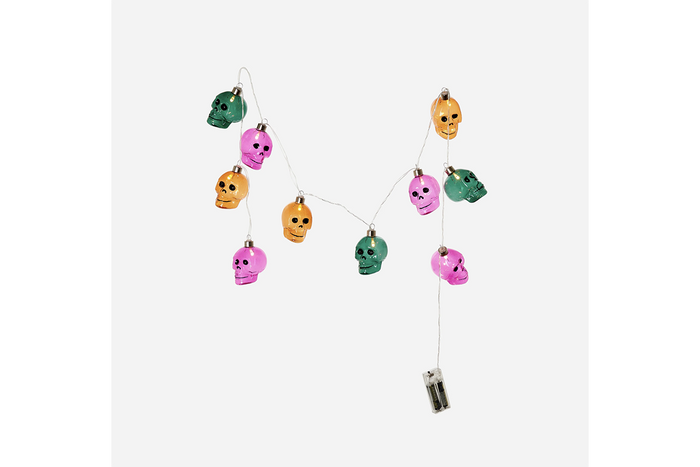 Lighted Skull Garland