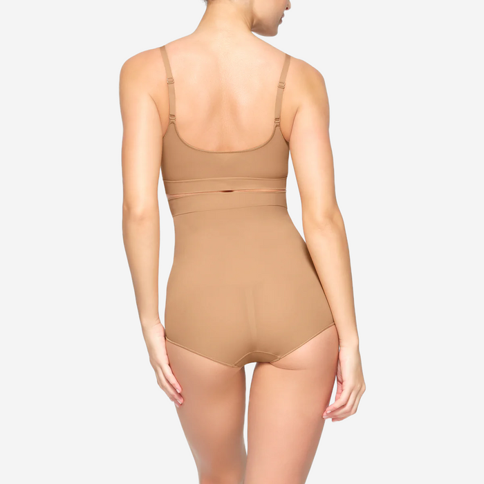 SKIMS EVERYDAY SCULPT BRALETTE OCHRE