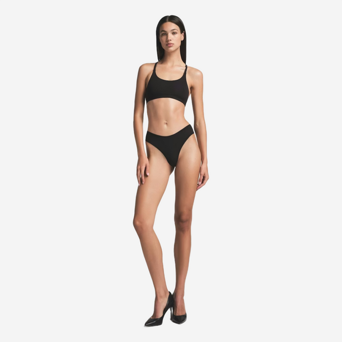 SKIMS FITS EVERYBODY RACERBACK SCOOP BRALETTE ONYX