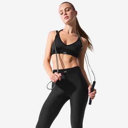 alo yoga Airlift Line Up Bra black