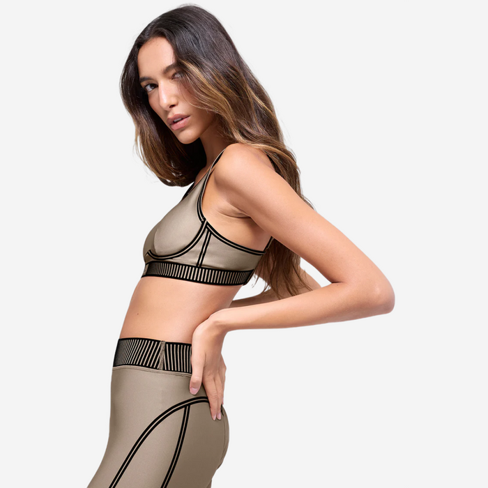 ALO YOGA AIRLIFT LINE UP BRA GRAVEL
