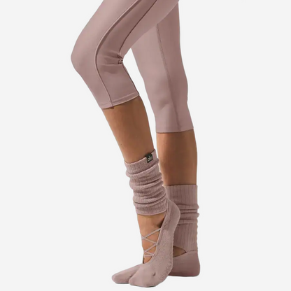 ALO YOGA Women's Strappy Siren Grip Sock TAUPE