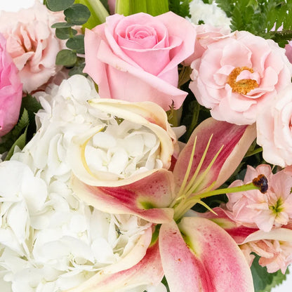 Blush Bulk Diy Flower Kit Close Up - Image