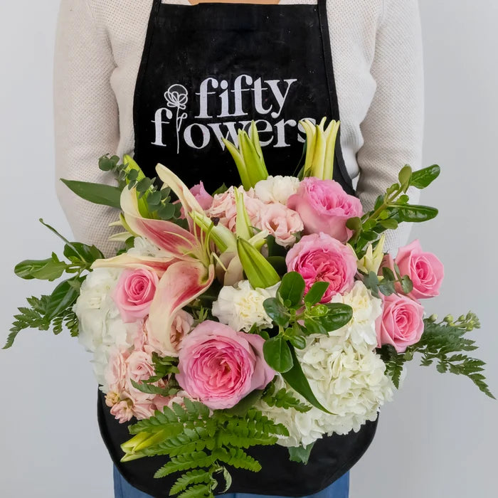 Blush Bulk Diy Flower Kit Apron - Image