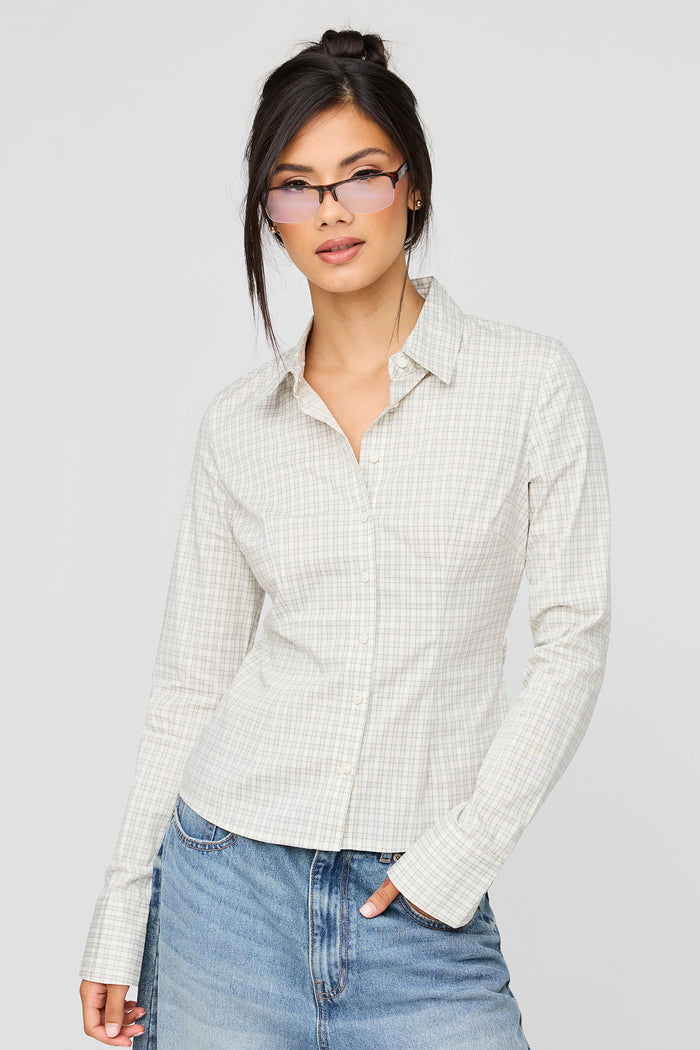 Button-Up Slim Long Sleeve Top