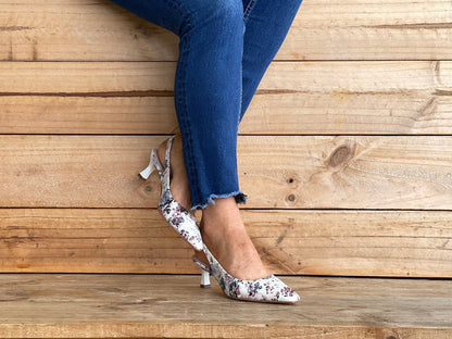 Chrissie Rowan available in 5 colours
