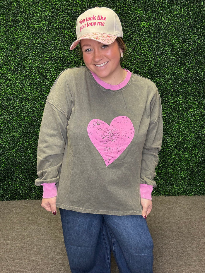 Easel Heart Printed Washed Pullover