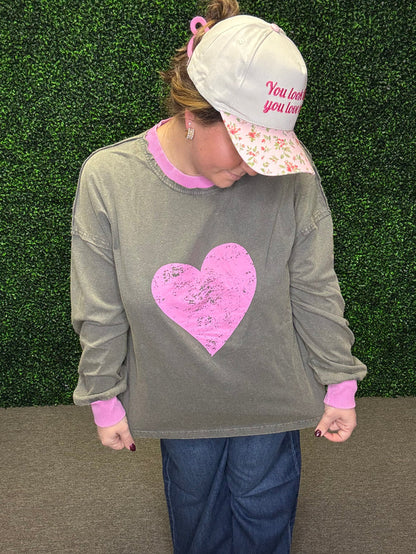 Easel Heart Printed Washed Pullover