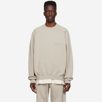 FEAR OF GOD ESSENTIALS LOGO SEAL SWEATSHIRT