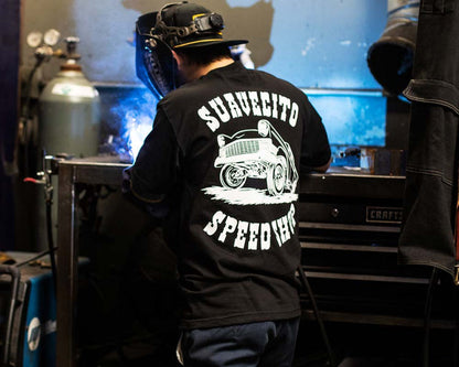 Gasser Tee - Lifestyle