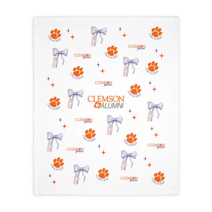 Graduation 2025 Paw Print Velvet Blanket - Personalizable - Whippie's