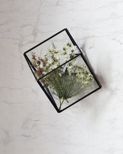 Hanging Void (OUT OF STOCK)