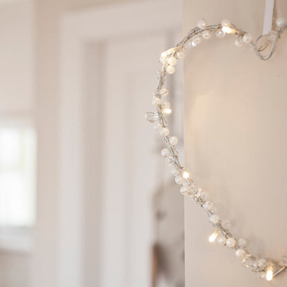 LL1310HEART_Battery-Operated-Fairy-Light-Heart-Wreath-Detail_P3.jpg
