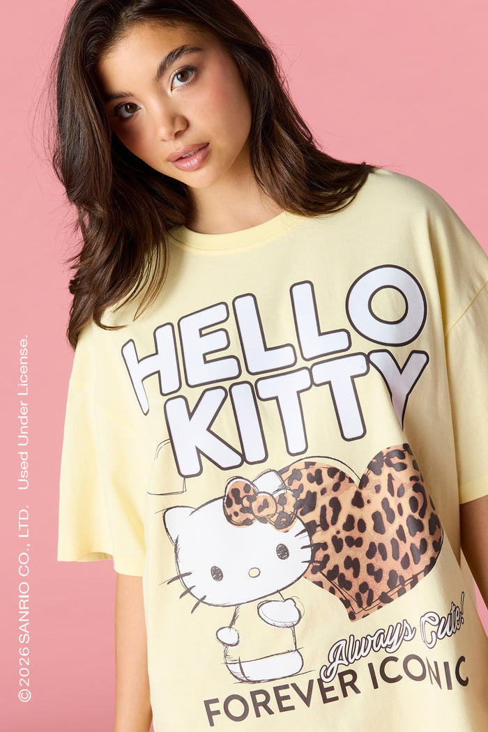 Hello Kitty® Oversized Graphic T-Shirt