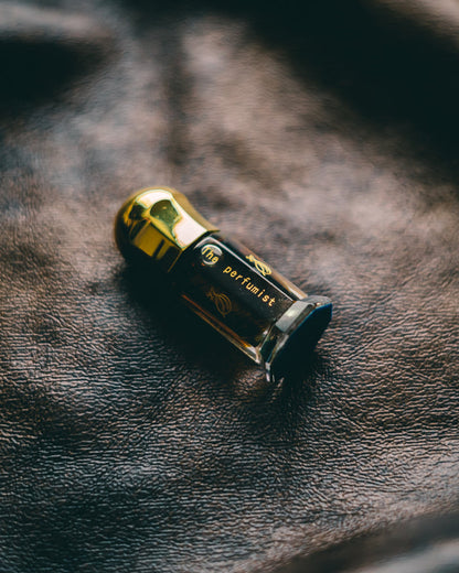 Hindi#1 - Private Vault - 50-year oil, pure, wild Indian oud oil - theperfumist