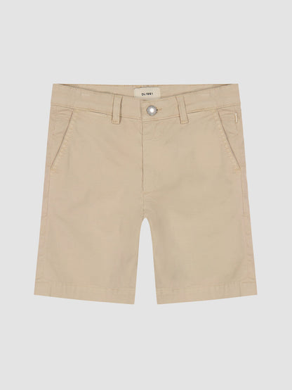 DL1961 boys' Jacob Chino Short in light beige twill 'Brut', flat front view.