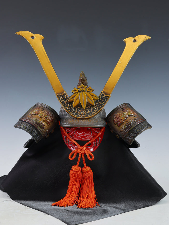 Japanese Samurai Helmet -Leo Deco Yoshitsune Kabuto- middle size