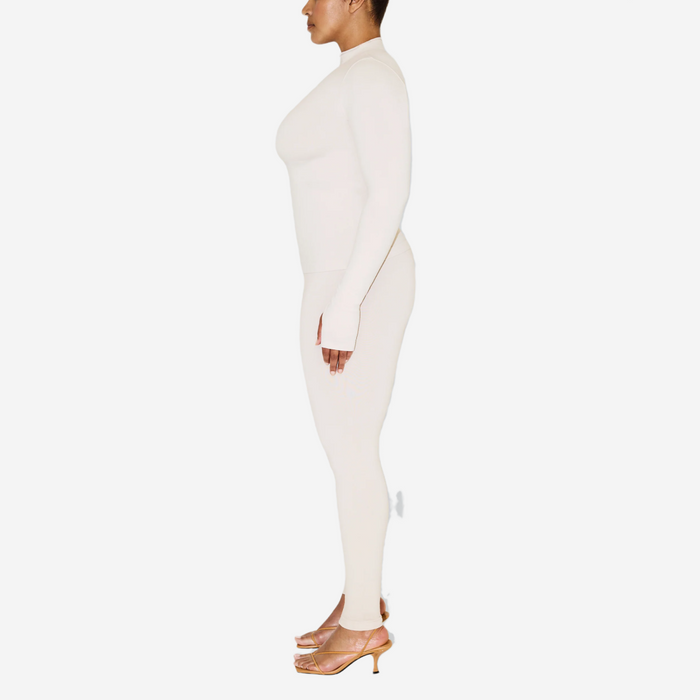 KHY SEAMLESS MOCK NECK LONG SLEEVE STONE