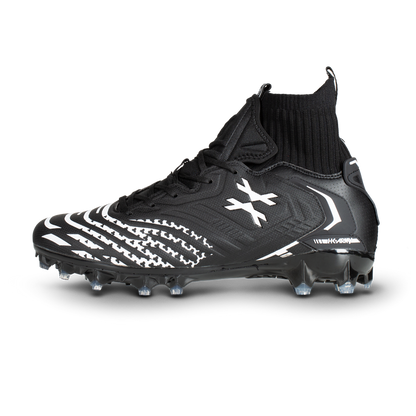 LT Diggerz_X1 - Low Top Cleats - Black/White