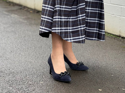 Comfortable, quality European women's stiletto sandal in suede leather. Quirky chain link detailing across the toe bar. Wedding or special occasion shoe in navy.
