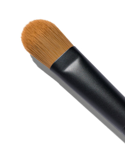 No. 1 Liquid Complexion Brush (Seamless Blend Brush)