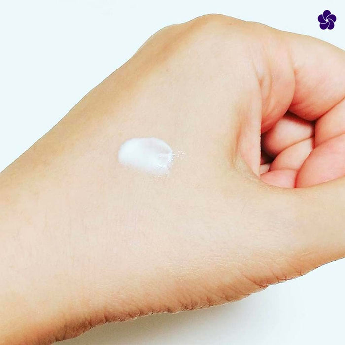 Texture SANA Namerakahonpo Plump Eye Cream. Best Japanese Eye Cream. Murasaki Cosmetics. Japanese Skincare Shop Netherlands