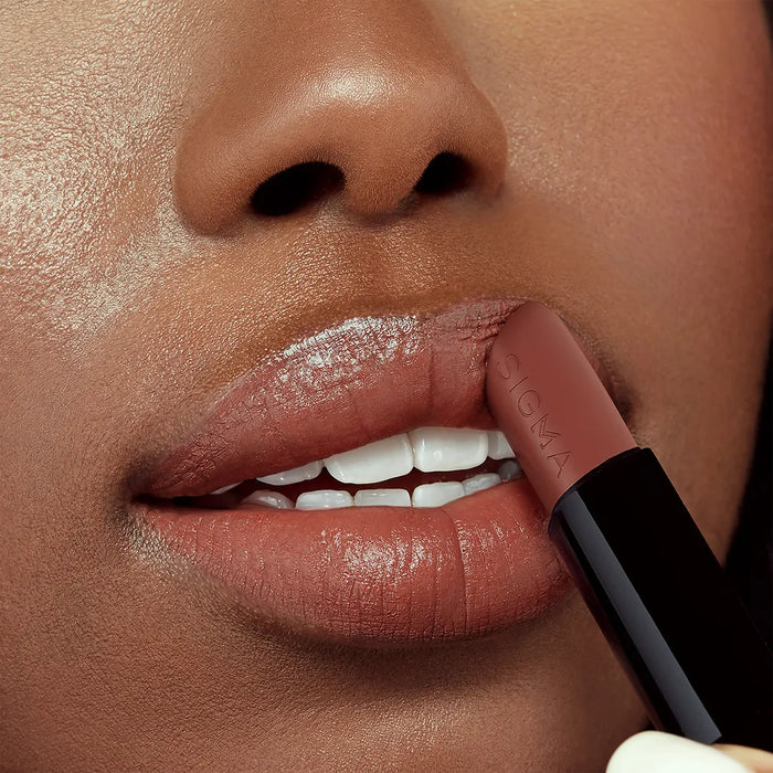 Sigma Beauty Infinity Point Lipstick - Red Velvet