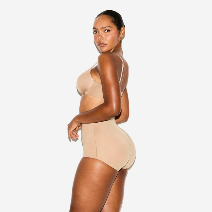 SKIMS BODY BUTT ENHANCING PADDED BRIEF SIENNA