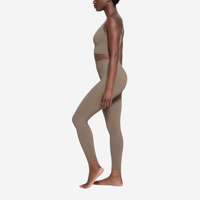SKIMS CONTOUR NYLON LEGGING TRUFFLE