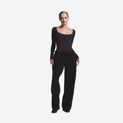 SKIMS ESSENTIAL LONG SLEEVE SCOOP NECK BODYSUIT ONYX