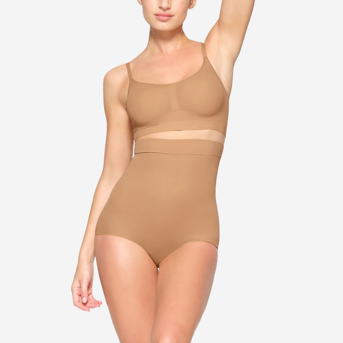 SKIMS EVERYDAY SCULPT BRALETTE OCHRE