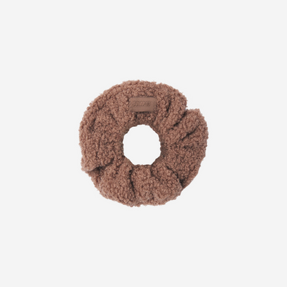 SKIMS GETTING READY ACCESSORIES TEDDY AND NYLON SCRUNCHIE 2-PACK SIENNA