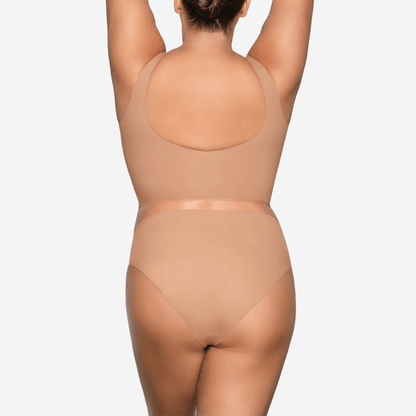 SKIMS NAKED PLUNGE LONGLINE BRALETTE OCHRE