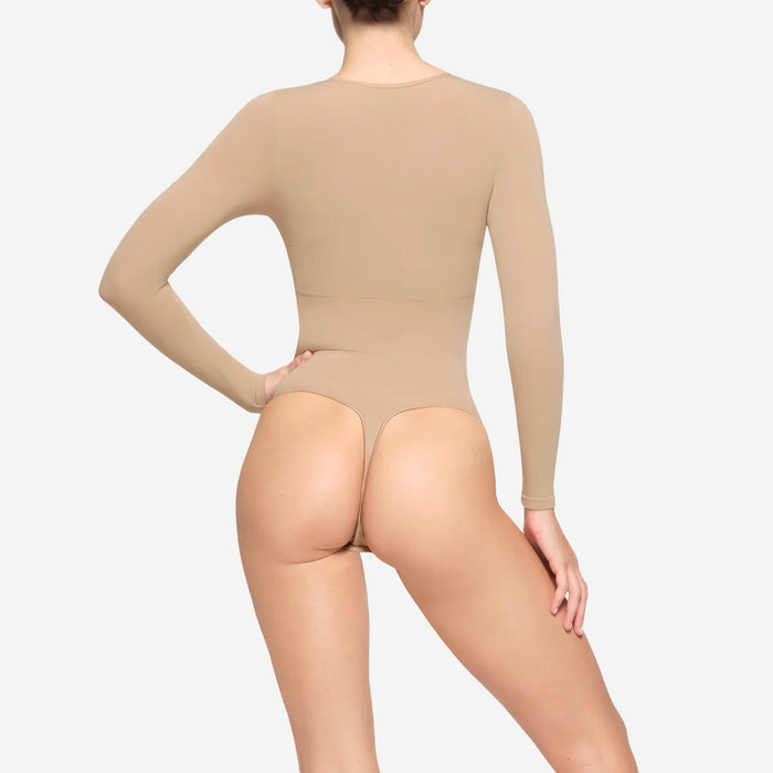 SKIMS SEAMLESS SCULPT LONG SLEEVE THONG BODYSUIT CLAY