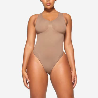 SKIMS SEAMLESS SCULPT SCOOP NECK THONG BODYSUIT SIENNA