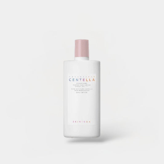 SKIN1004 Madagascar Centella Poremizing Velvet Finish Sunscreen 50ml واقي شمسي SKIN1004 بخلاصة سنتيلا مدغشقر بلمسة مخملية مسامية - Princess Cosmetics Qatar