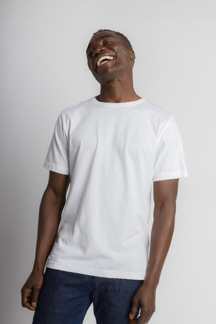 Tourist Unbranded | Men's Anti-Stain Logo-less Pocket-less Tee