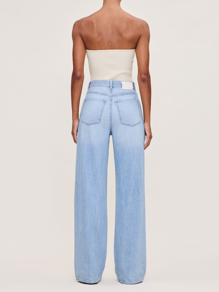 women's white top