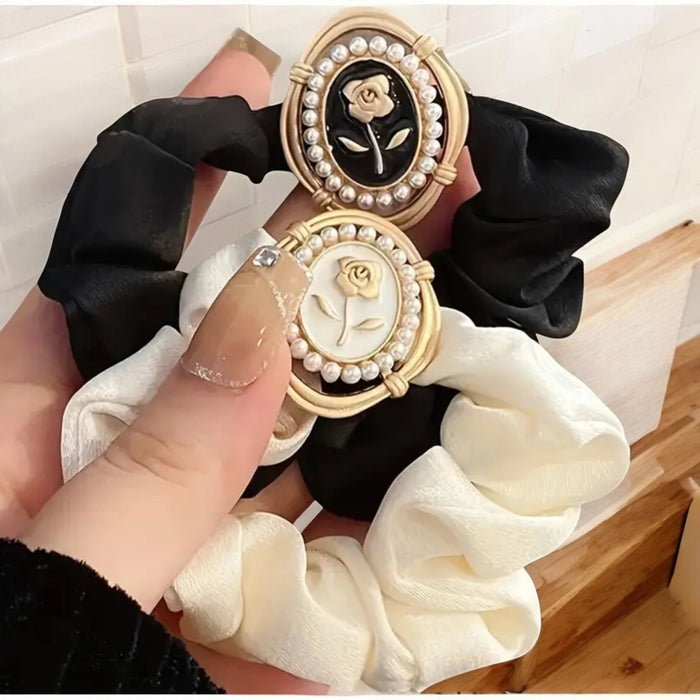 Vintage Scrunchies ربطات شعر عتيقة - Princess Cosmetics Qatar